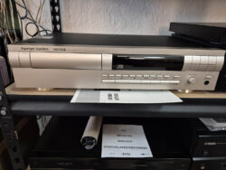 HARMAN KARDON CD PLAYER $235 Harmon Kardon CD Player